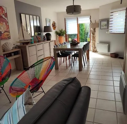 Maison Classée 3 étoiles à 700m A Pieds Villa